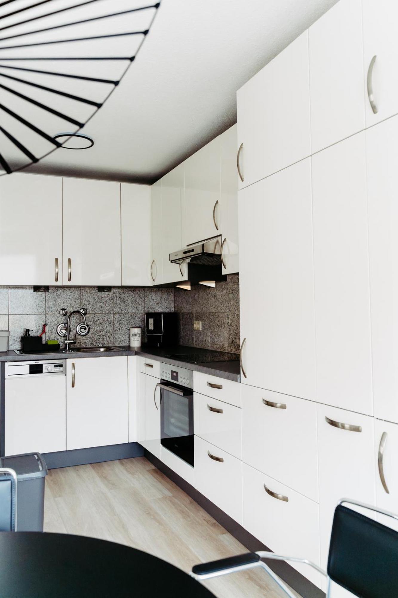Lubu Stay Central, Cozy, With Workspace And Parking Ludwigsburg Exteriér fotografie